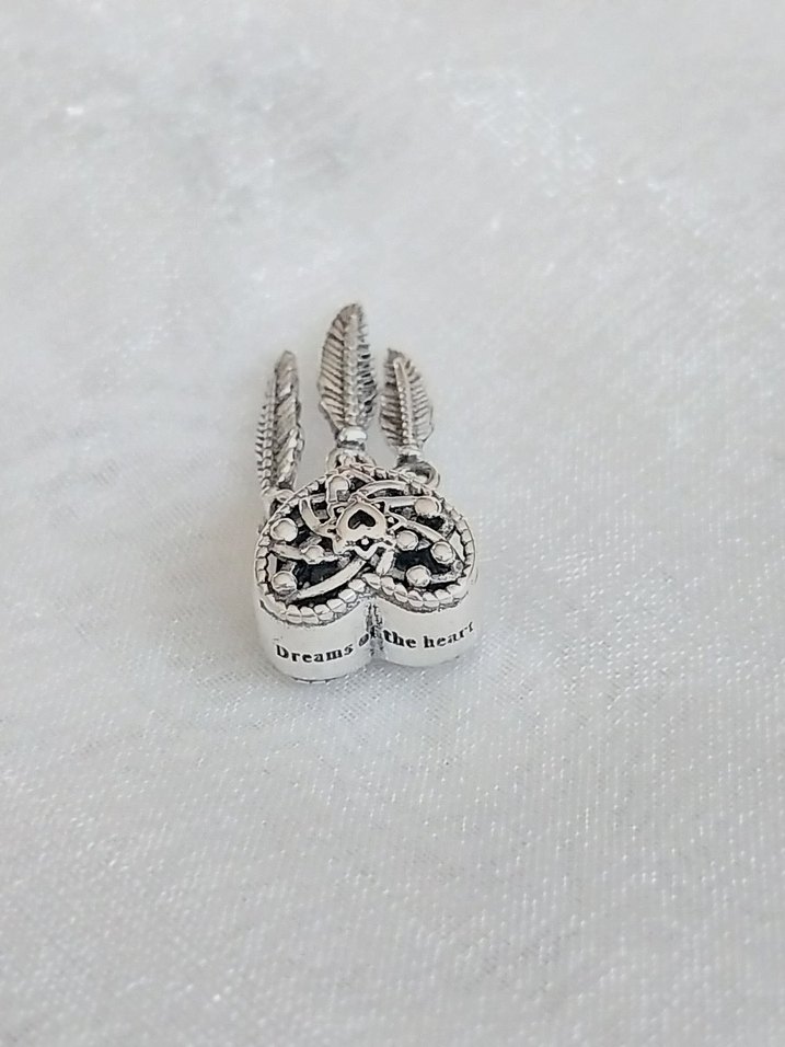 Pandora Kalpli Sipirütüel Düş Kapanı Charm - Görsel 3