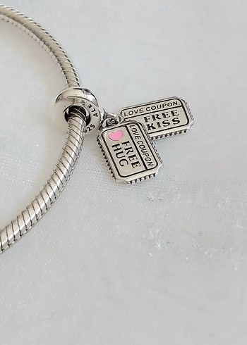 Pandora Love Kupon Sallantılı Charm - Görsel 3