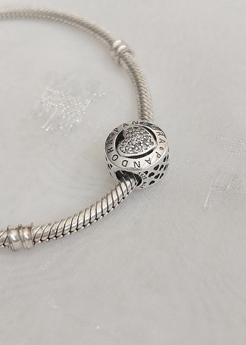 Pandora Signature Kalp Charm - Görsel 4