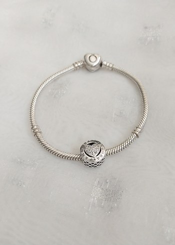 Pandora Signature Kalp Charm - Görsel 2