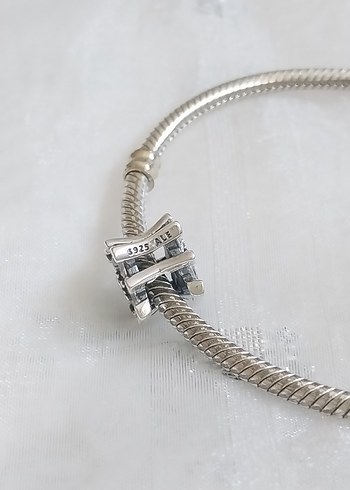 Pandora Işıltılı Kuzey Yıldızı Charm - Görsel 3