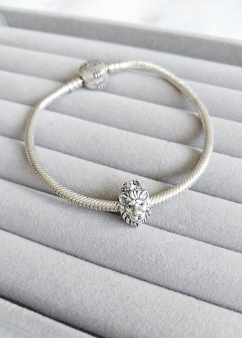 Pandora Kraliyet Aslanı Charm - Görsel 2