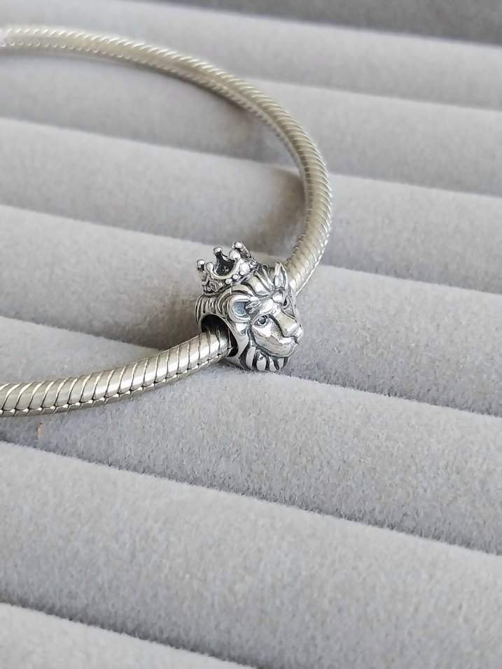 Pandora Kraliyet Aslanı Charm - Görsel 3