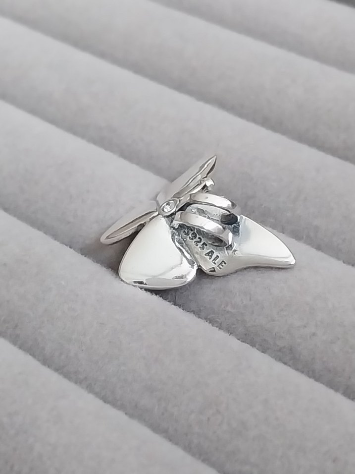 Pandora Büyük Kelebek Charm - Görsel 4