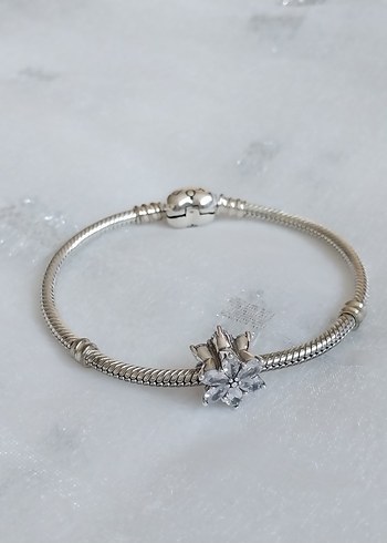 Pandora Herbaryum Çiçek Charm - Görsel 2