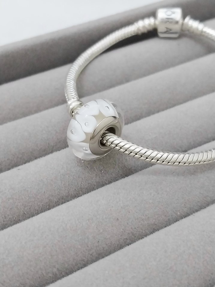 Pandora Beyaz Damla Murano Charm - Görsel 3