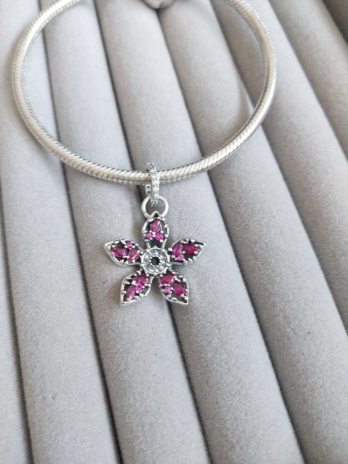 Stranger Things Demogorgon Büyük Charm - Görsel 4