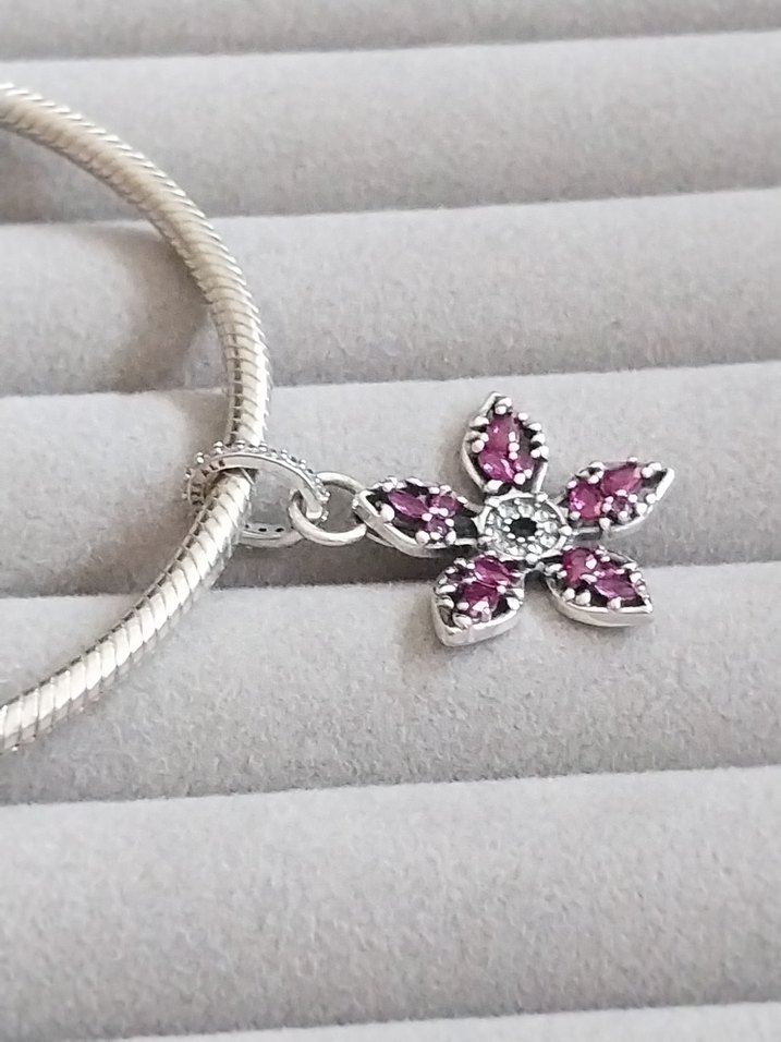 Stranger Things Demogorgon Büyük Charm - Görsel 3