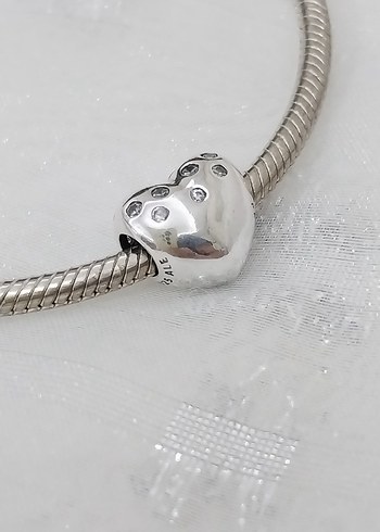 Pandora Şeffaf Taşlı Kalp Charm - Görsel 4