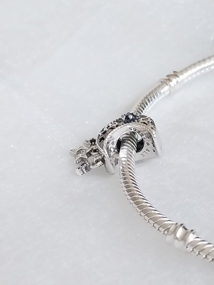 Pandora Galaksi Yeni Ay ve Yıldız Charm - Görsel 3