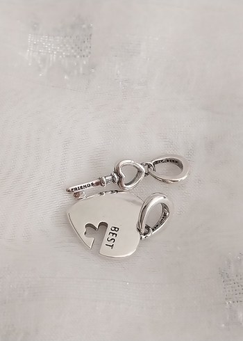  Beden Pandora Best Frends Kalp Kilit Charm
