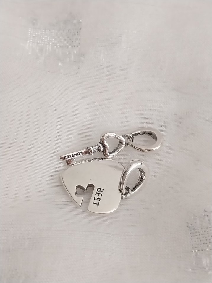 Pandora Best Frends Kalp Kilit Charm - Görsel 3