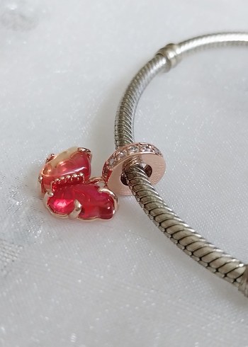 Beden Pandora Pembe ve Sarı Murano Camı Kelebek Sallantılı Charm