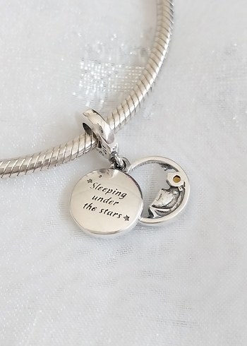 Beden Pandora Kamp Charm