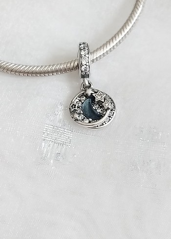 Pandora Yeni Ay Yıldız Charm