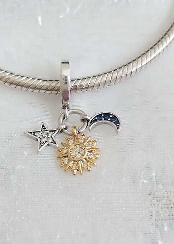 Pandora Güneş, Ay ve Yıldız Charm