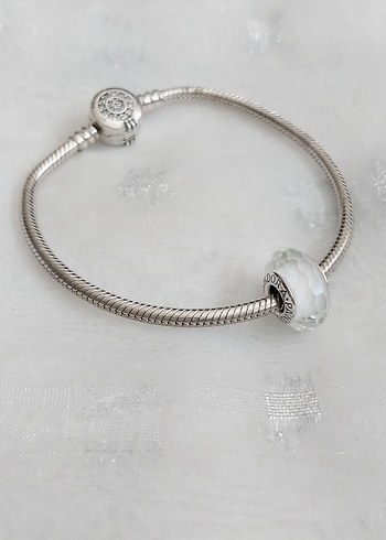 Pandora Pandora Beyaz Köşeli Murano Charm