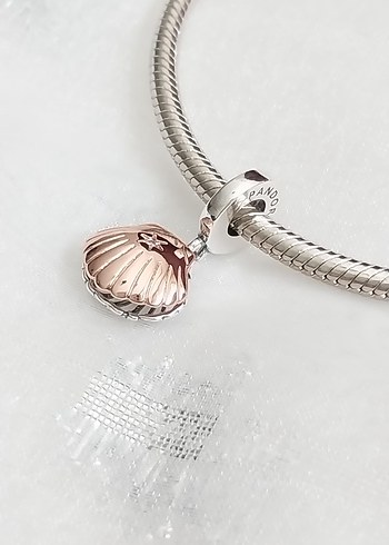 Pandora İnci Detaylı Deniz Kabuğu Charm