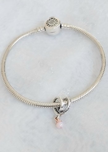 Pandora Pandora İki Tonlu Sarılı Kalp Charm