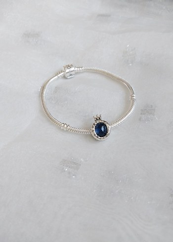 Pandora Pandora Mavi Taşlı O Taç Charm