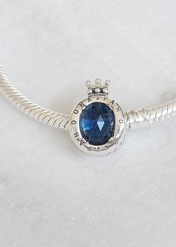 Pandora Mavi Taşlı O Taç Charm