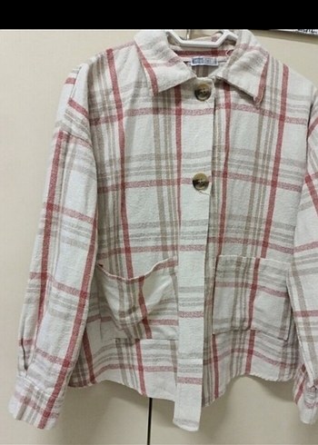 Fırfırlı V Yaka Bej Kadın Gömlek - Görsel 14