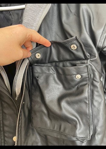 Gri Kapüşonlu Deri Ceket - Görsel 2