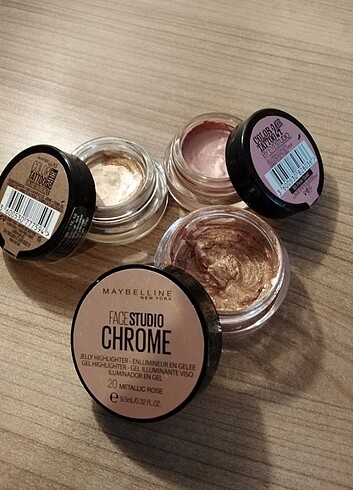 Beden Maybelline Highlighter ve Göz Farları