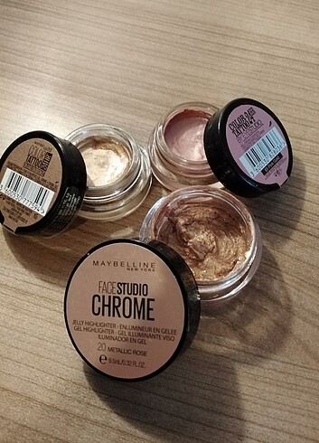  Beden Maybelline Highlighter ve Göz Farları