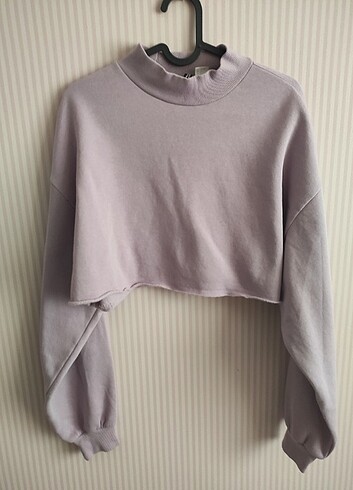 H&M lila sweatshirt 