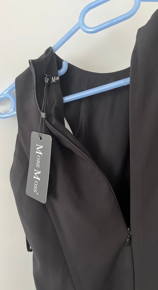 Siyah V Yakalı Drapeli Uzun Elbise - Görsel 4