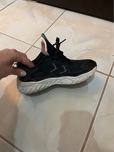 Hummel 1 kez giyilmiş spor ayakkabı