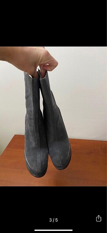 39 Beden Nine west süet bot