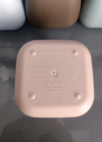 Beden çeşitli Renk 2 Adet Serinova 120ml Elvan Kare Kaktüs Saksı