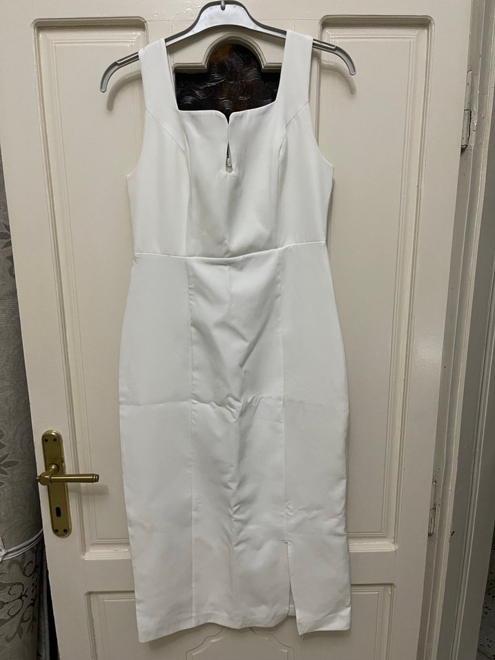 V Yaka Midi Beyaz Elbise Fermuarlı - Görsel 4