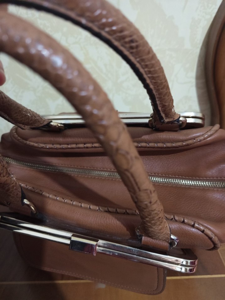 Kahverengi Deri Tokalı Kadın Çanta - Görsel 4