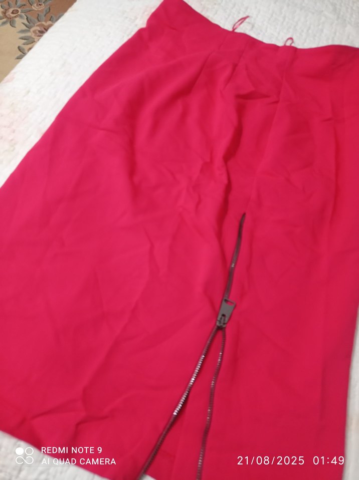 Fermuarlı Kırmızı Uzun Kalem Etek - Görsel 2