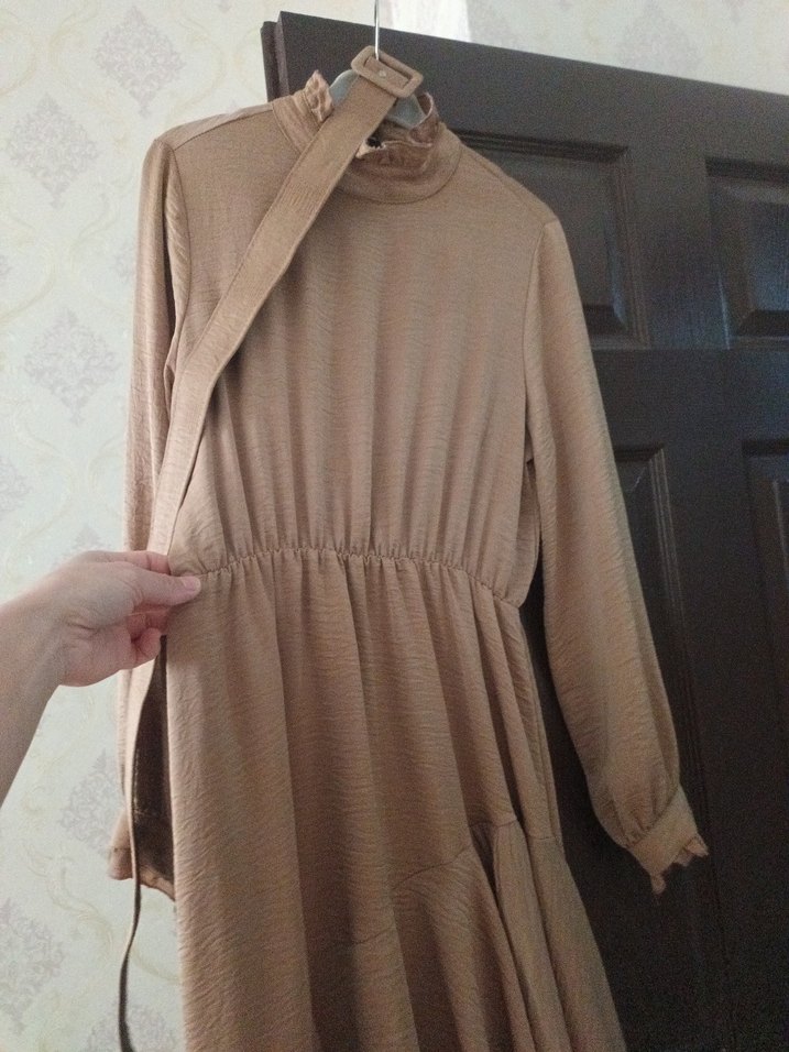 Bej Uzun Elbise, Salaş Kesim - Görsel 4