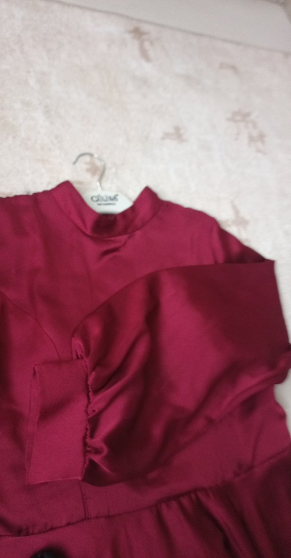 Bordo Uzun Kollu Saten Elbise - Görsel 5