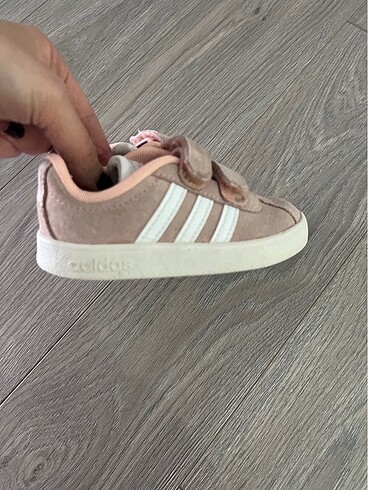Adidas spor ayakkabı