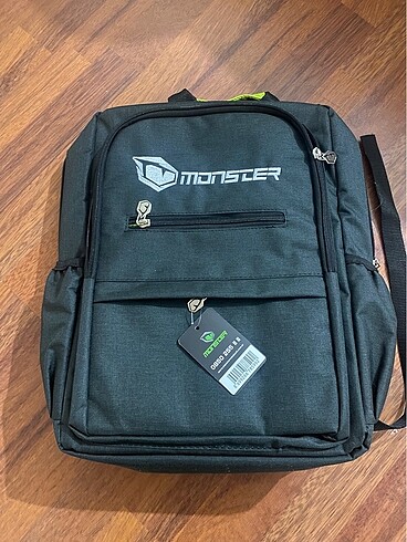Monster bilgisayar çantası