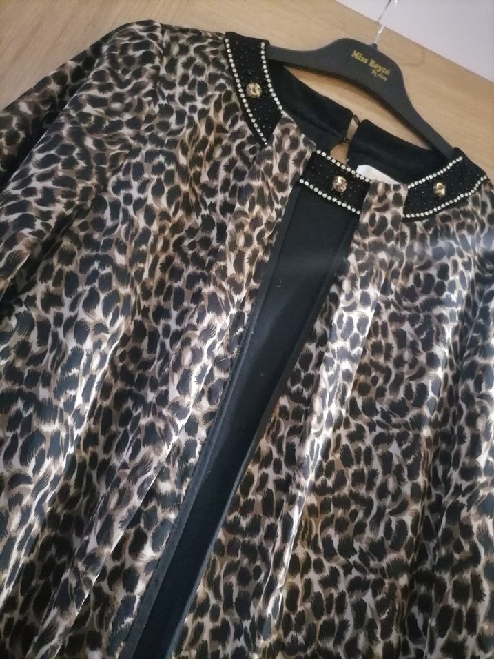 Leopar Desenli Uzun Kollu Kadın Elbise - Görsel 2