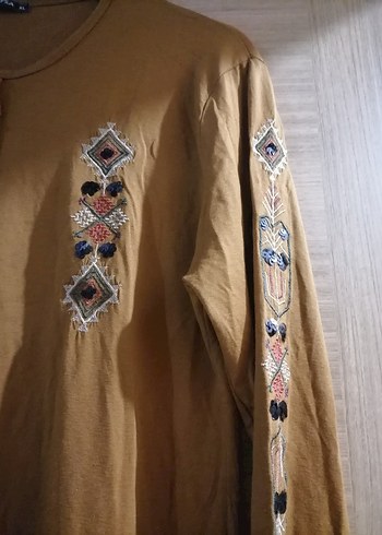 Uzun Kollu Nakışlı Bej Bohem Tunik - Görsel 2