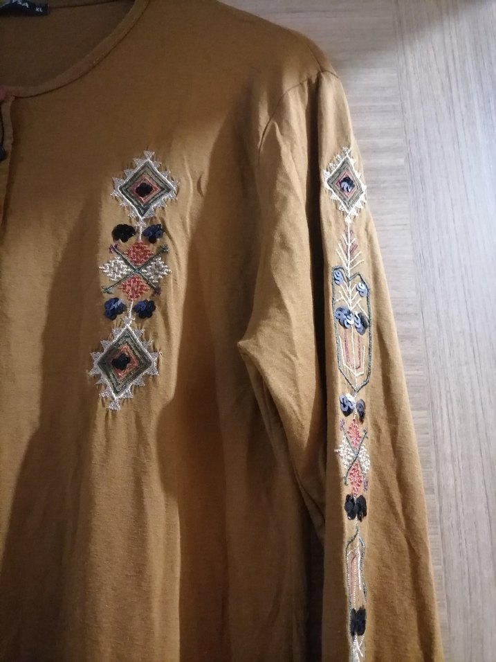 Uzun Kollu Nakışlı Bej Bohem Tunik - Görsel 2