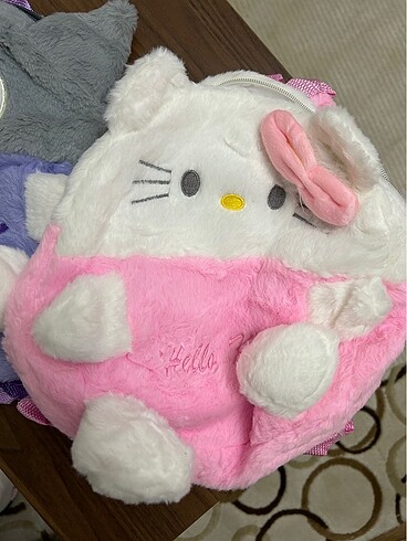 Beden çeşitli Renk Kuromi ve Hello Kitty sırt çantası