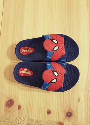 Spiderman Terlik Adidas Terlik & Sandalet %20 İndirimli - Gardrops