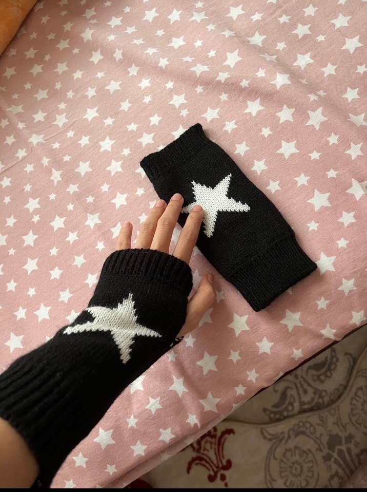 Parmaksız gotik eldiven - Görsel 2