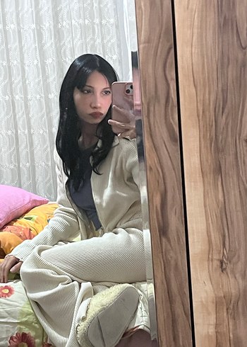 Bej Yüksek Yakalı Kadın Triko takımı - Görsel 2