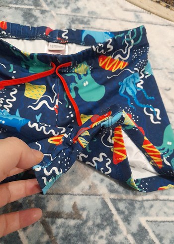 Erkek Çocuk Renkli Baskılı Mayo Şort - Görsel 4