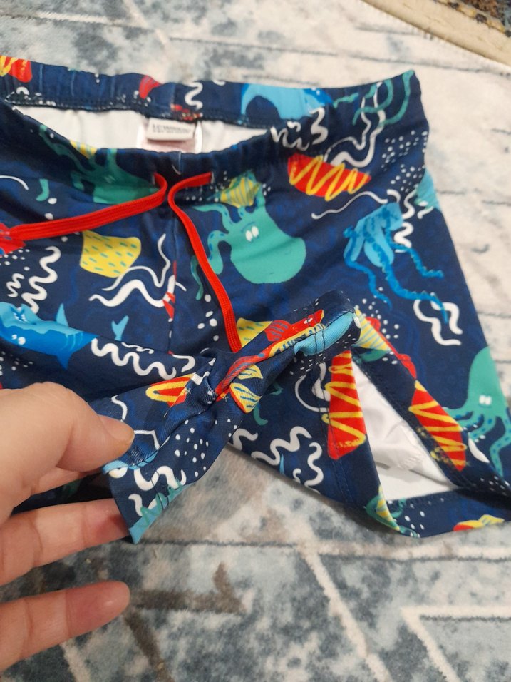 Erkek Çocuk Renkli Baskılı Mayo Şort - Görsel 4